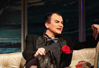 Colivia-cu-nebune_foto-Adriana-Grand