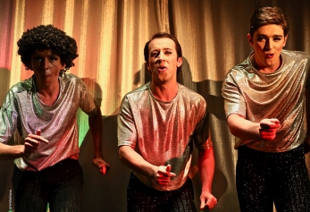 Colivia-cu-nebune_foto-Adriana-Grand2